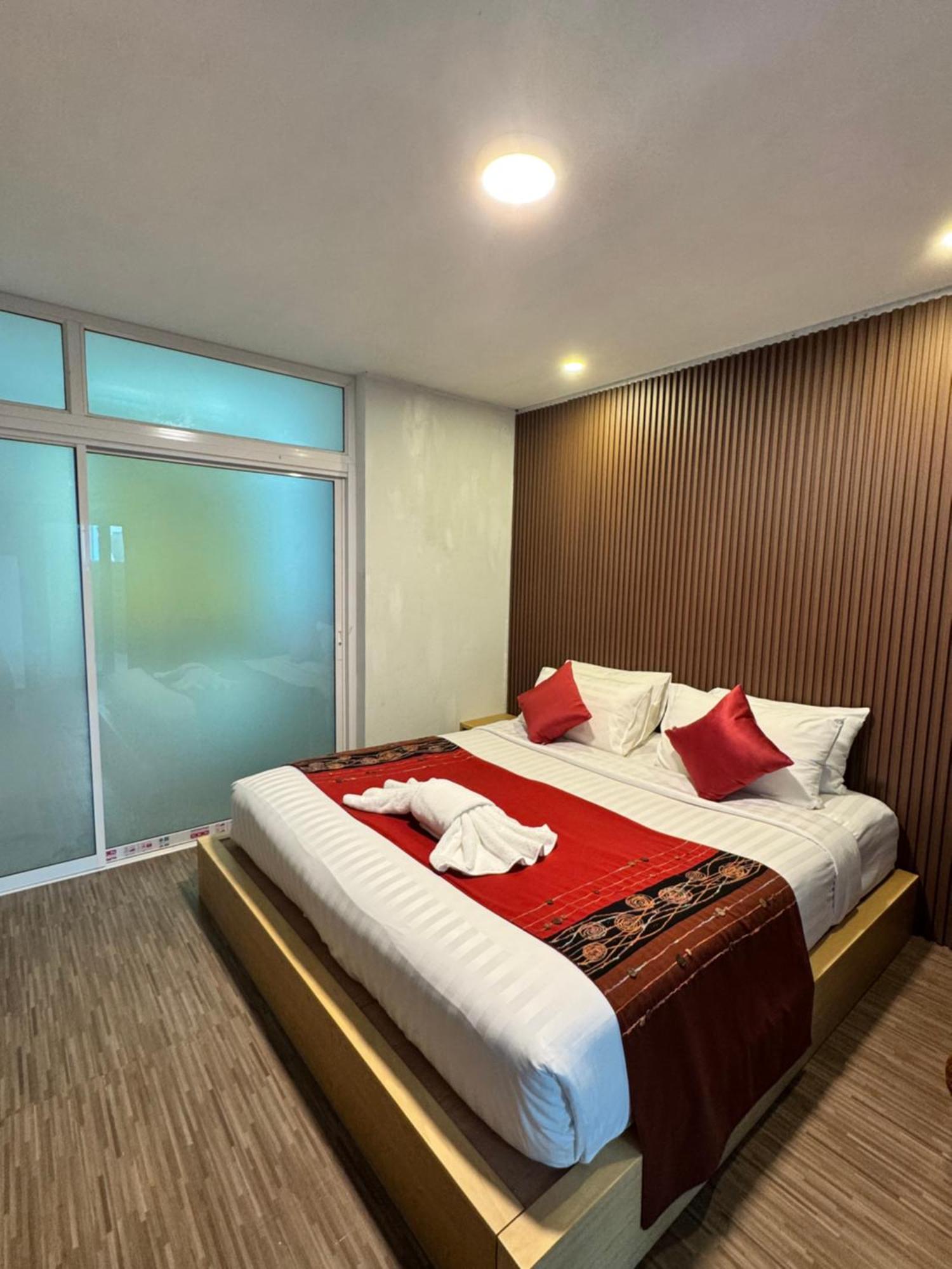 Mm Hill Koh Samui Hotel - Sha Certified Chaweng Beach Exteriör bild